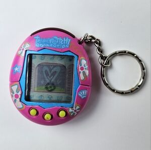✨ Tamagotchi Connection V2 2004 Pink w/ Blue Trim Hawaiian Flower Shell Beach